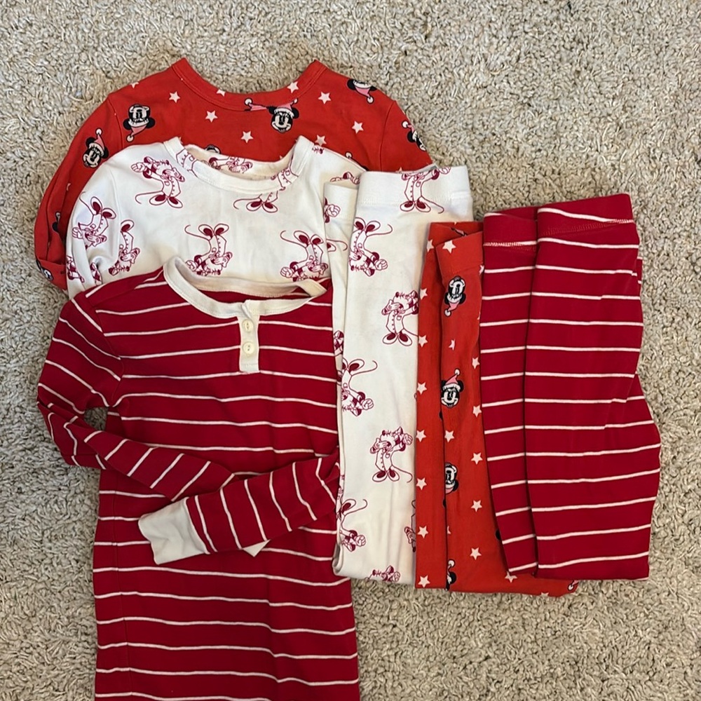 Gap | 3 sets of Pjs 🎄